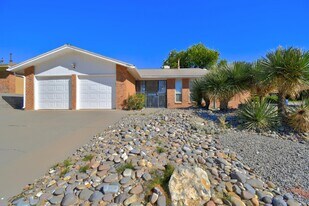 7300 Appomattox Pl NE in Albuquerque, NM - Building Photo