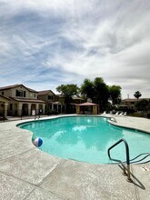 639 S Buena Vista Ave in Gilbert, AZ - Building Photo - Building Photo