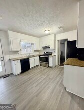 975 Daisy Ct NW in Lawrenceville, GA - Building Photo - Building Photo