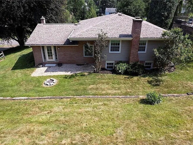 1248 Satellite Cir in Pittsburgh, PA - Building Photo - Building Photo