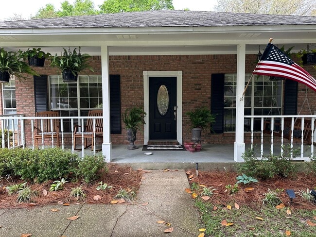 1670 Parkside Cir in Niceville, FL - Building Photo - Building Photo