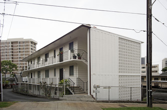 1651 Mott-Smith Dr in Honolulu, HI - Building Photo - Building Photo