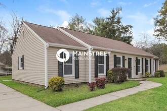 7700 Hickory Hollow Ln in Charlotte, NC - Building Photo - Building Photo