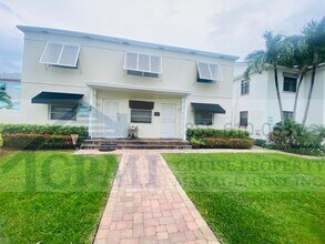 Palmway in Lake Worth, FL - Foto de edificio - Interior Photo