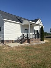 5018 Bryant Pond Rd in Dunn, NC - Building Photo - Building Photo