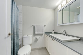 Phoenix Mill Apartments in Guelph, ON - Building Photo - Building Photo