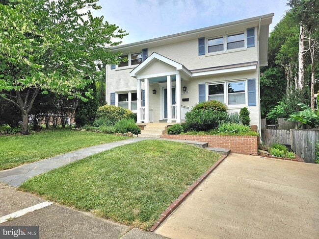 property at 5619 2nd St S
