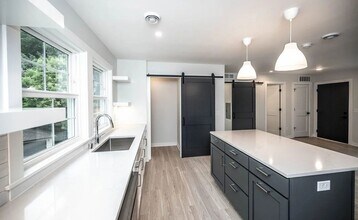 4326 Harriet Ave in Minneapolis, MN - Building Photo - Building Photo