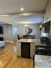 22 Cleveland Ave in Everett, MA - Foto de edificio - Building Photo