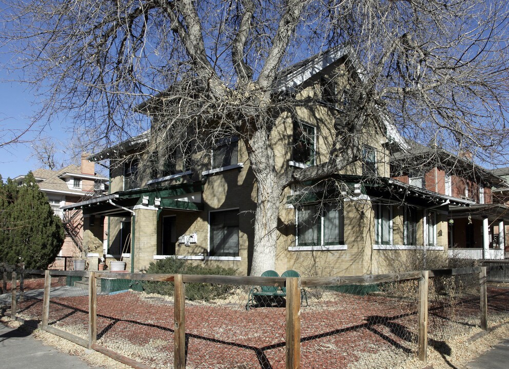 1440 Cook St in Denver, CO - Foto de edificio