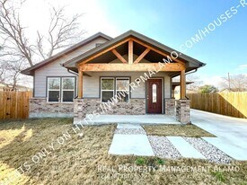 255 Dolores Ave in San Antonio, TX - Building Photo