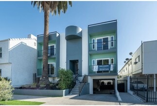 6120 Eleanor Ave in Los Angeles, CA - Foto de edificio - Building Photo