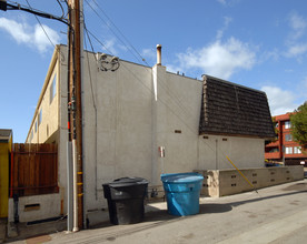 1402 Arizona Ave. in Santa Monica, CA - Building Photo - Building Photo