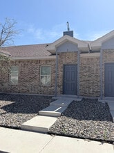 3300 N Moorefield Rd, Unit 2 in Mission, TX - Building Photo - Building Photo