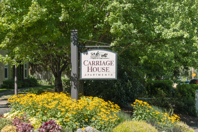 Carriage House Apartments photo'