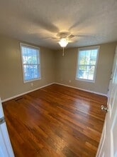 8206 AL-204 in Jacksonville, AL - Foto de edificio - Building Photo