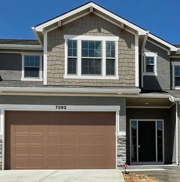 7392 Aaron St in Kansas City, MO - Building Photo