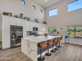 4326 W Kenai Dr in Phoenix, AZ - Building Photo