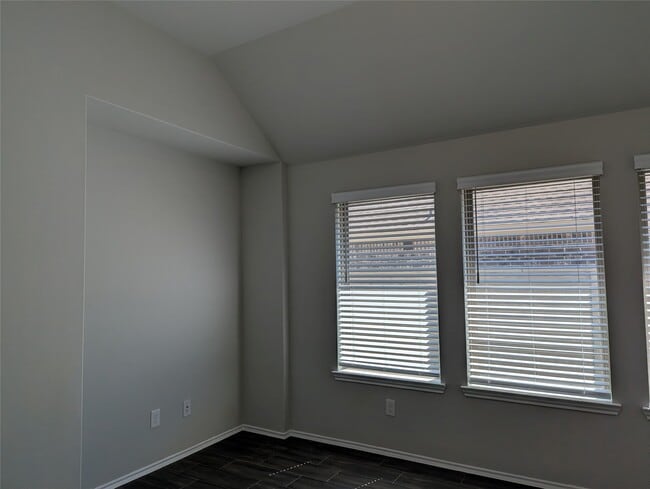 property at 4431 Stone Ridge Ln