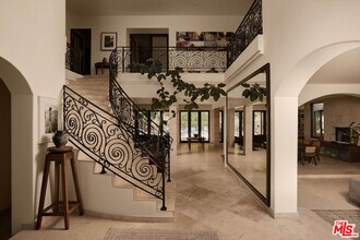 623 Alta Dr in Beverly Hills, CA - Building Photo - Building Photo