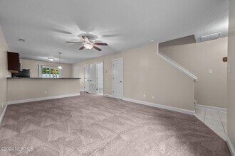 235 E Murrow Ln in Jacksonville, NC - Building Photo - Building Photo