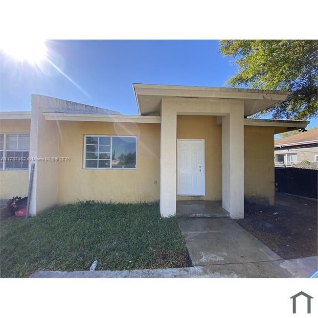 26524 SW 138th Ave in Homestead, FL - Building Photo - Building Photo