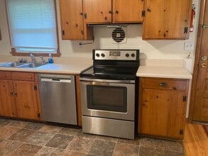 512 S Atherton St in State College, PA - Building Photo - Building Photo