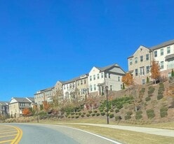 363 Commons Ave in Woodstock, GA - Building Photo