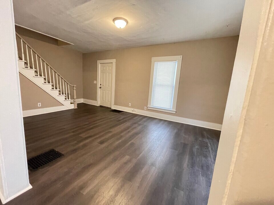 16 Victory Ct, Unit #18 in Pontiac, MI - Building Photo