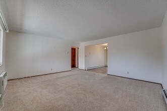 1605 Dotsero Ave in Loveland, CO - Building Photo - Building Photo