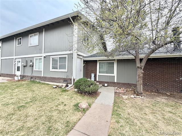 13335 E Louisiana Ave in Aurora, CO - Building Photo