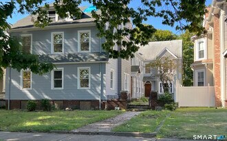 82 Howard Ave in New Haven, CT - Building Photo