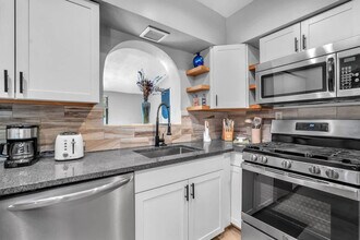 949 NE 26th Ave in Pompano Beach, FL - Building Photo - Building Photo