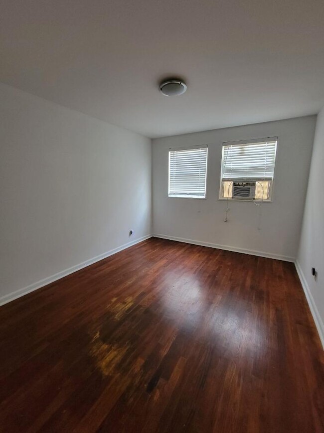 216 Warren St NE in Washington, DC - Building Photo - Building Photo