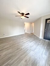 531 Gainey Dr in Oak Grove, KY - Building Photo - Building Photo