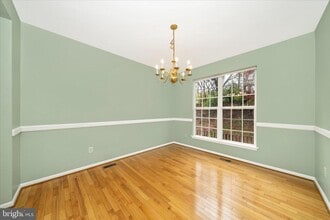 19316 Moon Ridge Dr in Germantown, MD - Building Photo - Building Photo