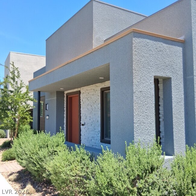 property at 3206 Poplar Crst Ct
