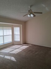 2563 Davenport Cir in Kissimmee, FL - Foto de edificio - Building Photo