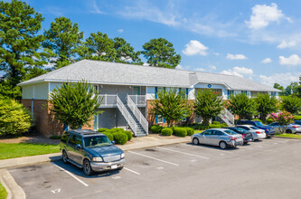 Kings Place Apartments in Greenville, NC - Building Photo - Building Photo