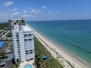 9650 S Ocean Dr, Unit 1108 in Jensen Beach, FL - Building Photo - Building Photo