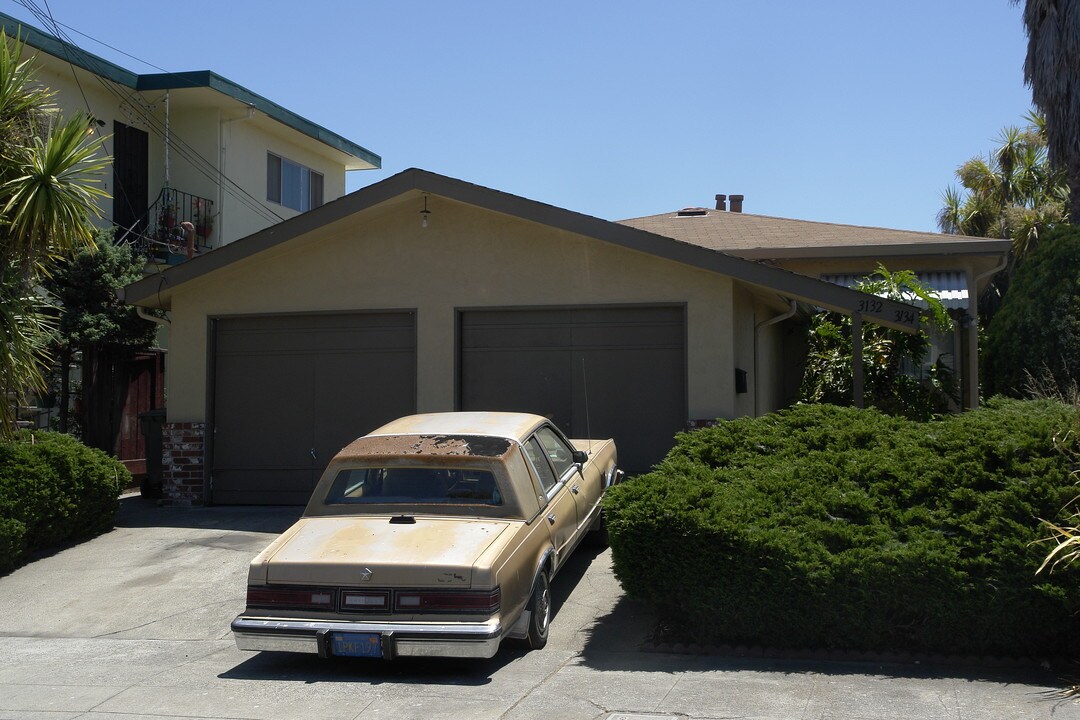 3132-3134 Maple Ave in Oakland, CA - Building Photo