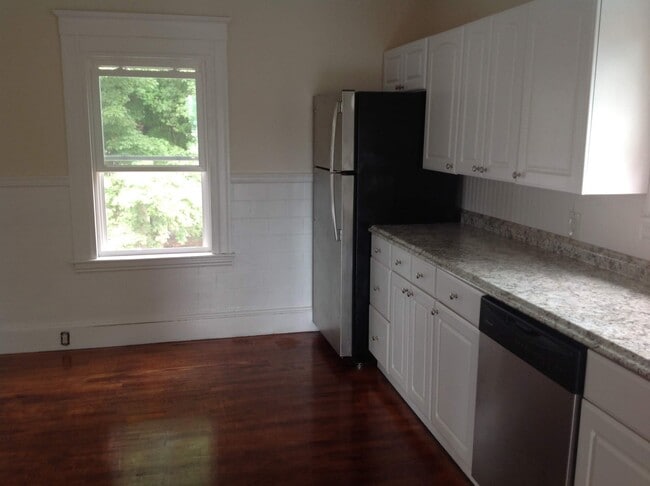 53 Winthrop Ave, Unit 2 in Beverly, MA - Foto de edificio - Building Photo