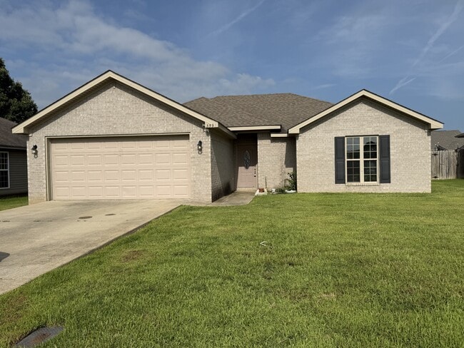 property at 3591 Dover Dr