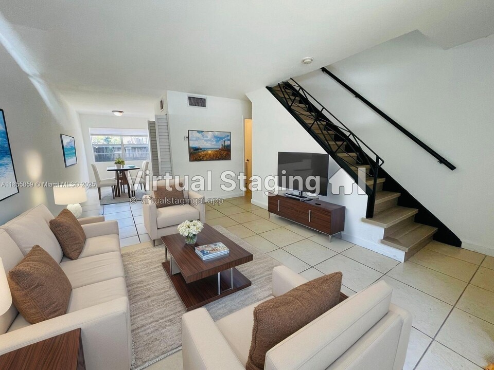 825 NW 46th Ave in Plantation, FL - Building Photo