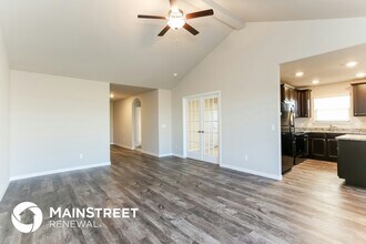 1005 NW 5th St in Newcastle, OK - Foto de edificio - Building Photo