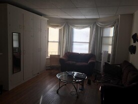 35 Fairfield St, Unit 3A in Boston, MA - Building Photo