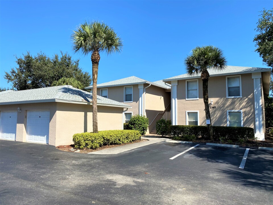 12361 Notting Hill Lane, Unit #44 in Bonita Springs, FL - Building Photo