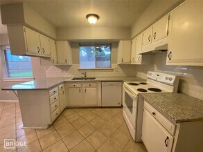 4414 Burkegate Dr in Spring, TX - Building Photo - Building Photo