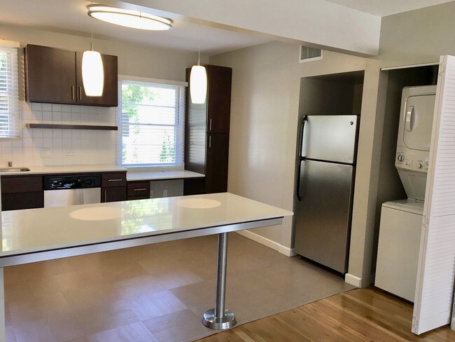 1723 Penmar Ave-Unit -N/A in Los Angeles, CA - Building Photo - Building Photo