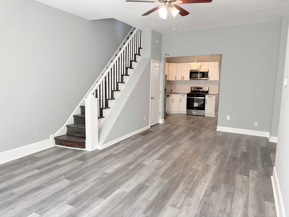3033 W Norris St in Philadelphia, PA - Building Photo